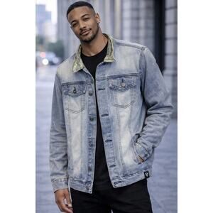 Encrypted Denim Jacket Mens Small Light Wash Button Up Trucker Collar Cross Back